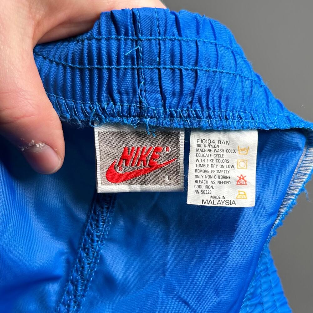 Vintage Nike Track Pants Royal Blue Nylon Joggers Subtle Embroidered Swoosh 90s - Picture 5 of 5